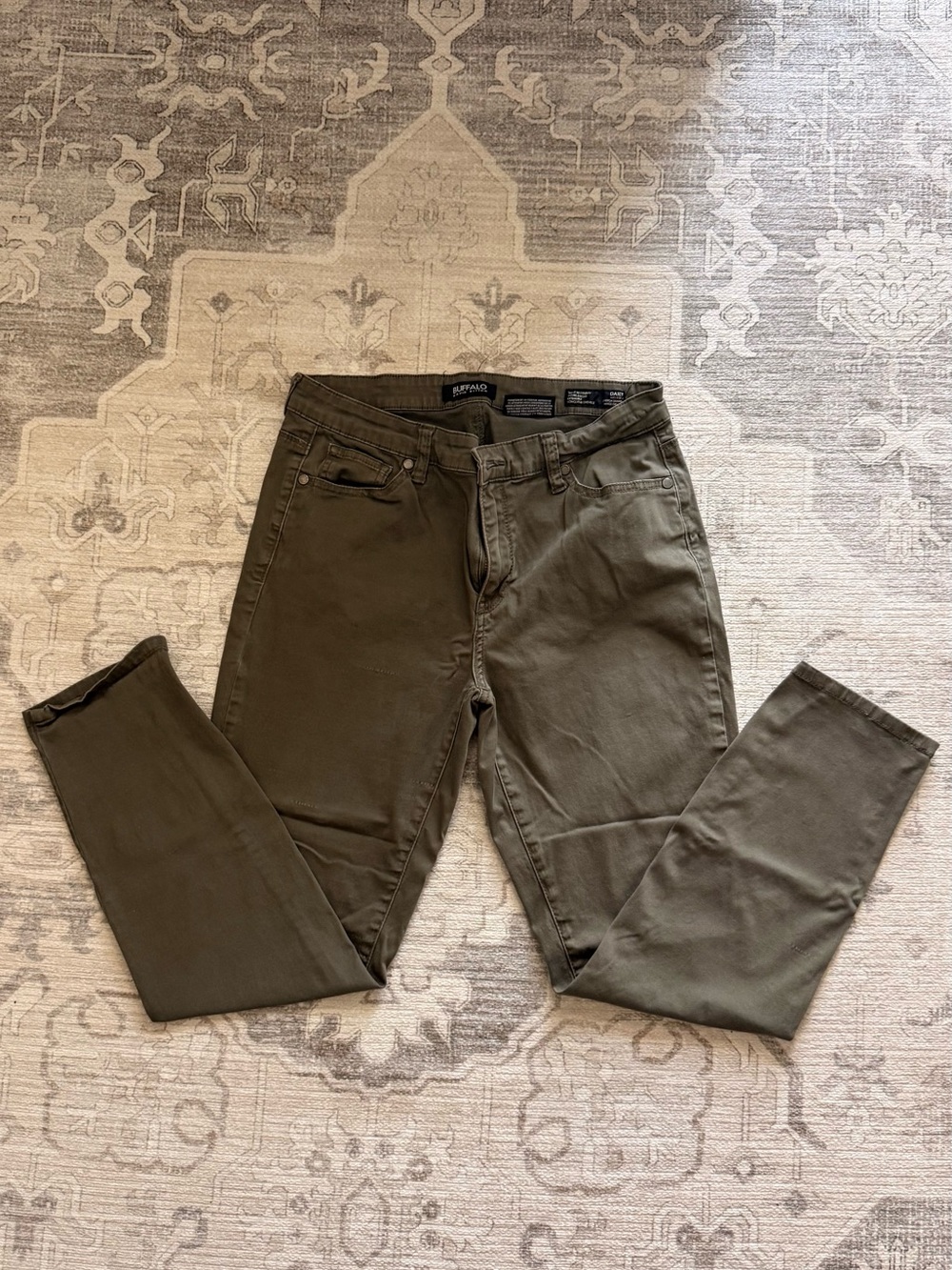 BUFFALO David Bitton DAILY Olive Green Mid-rise Stretch Skinny ankle (6/28)